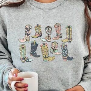 Gray Lightweight Cowgal Boots Crewneck